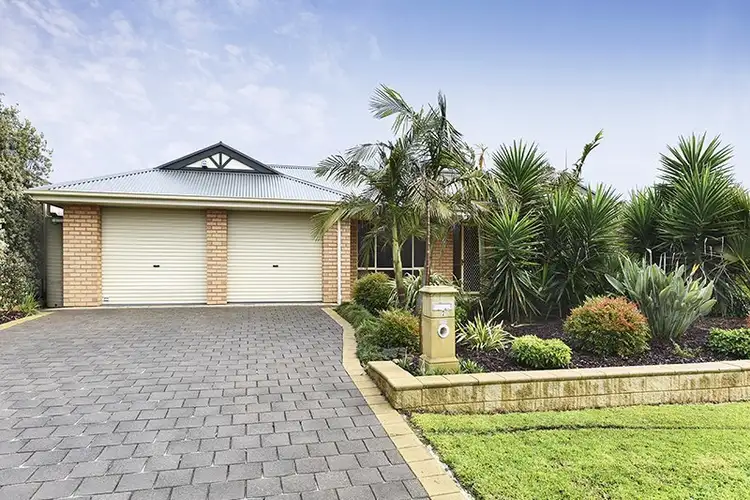 3 Poltong Crescent, Encounter Bay SA 5211