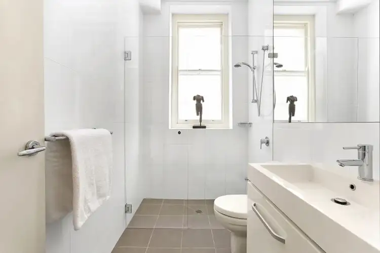 Fifth view of Homely apartment listing, 2/16-20 Kings Cross Road, Potts Point NSW 2011