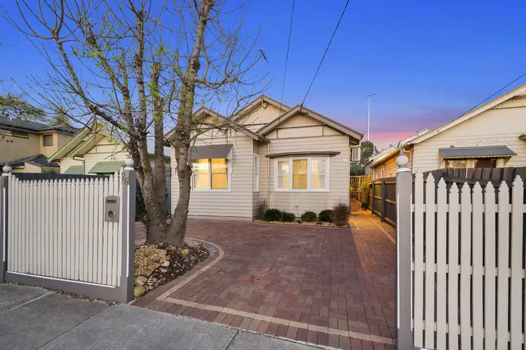26 Mirls Street, Newport VIC 3015
