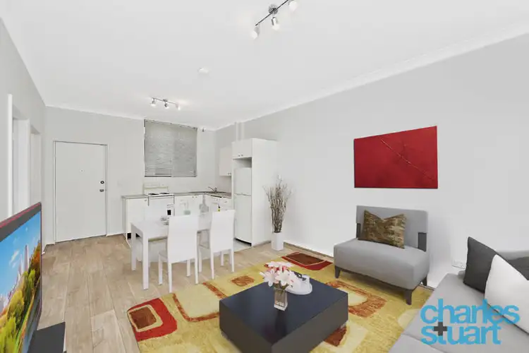 Third view of Homely unit listing, 8/19-23 Forbes Street, Woolloomooloo NSW 2011