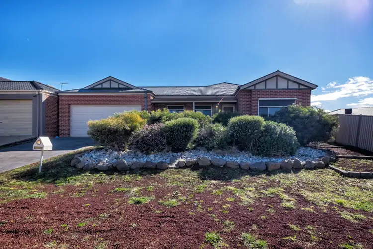 25 Paul Harris Drive, Melton West VIC 3337