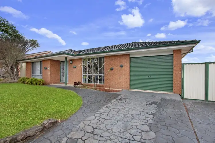 102 The Lakes Drive, Glenmore Park NSW 2745