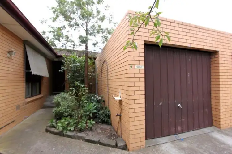 9/1 Lorraine Court, Sunshine VIC 3020