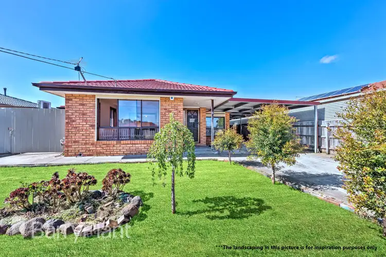 8 Centenary Court, Kings Park VIC 3021