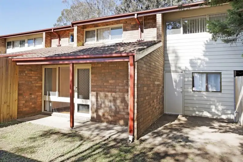 Main view of Homely house listing, 5/72 Campbellfield Avenue, Bradbury NSW 2560