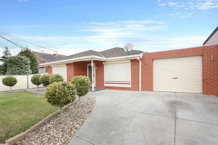 35 Kaniva Street, Dallas VIC 3047