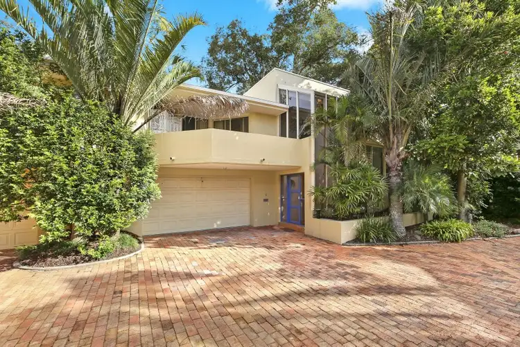 Unit 2/3-5 Tramway Road, North Avoca NSW 2260