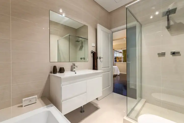 Fourth view of Homely villa listing, 1/79 Greenacre Road, Connells Point NSW 2221