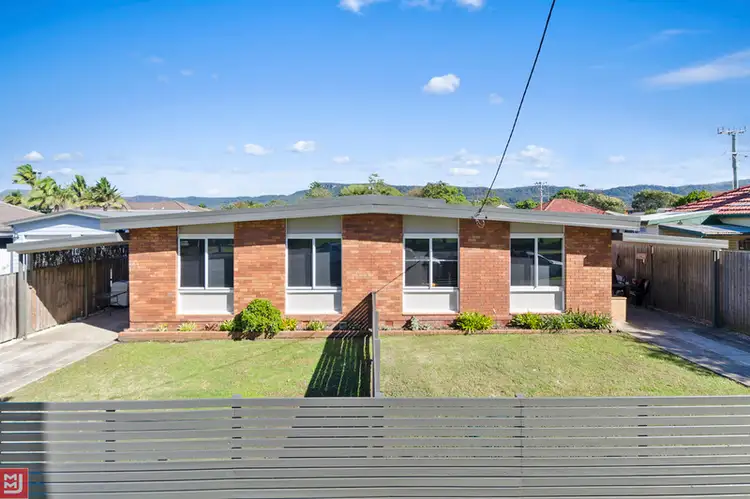 Main view of Homely block of units listing, 42 Cawley Road, Bellambi NSW 2518