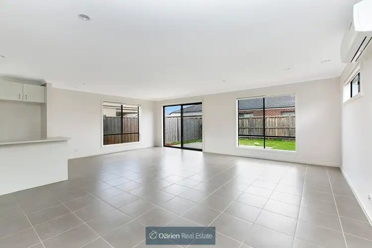 Fifth view of Homely house listing, 10 Loddon Place, Clyde North VIC 3978