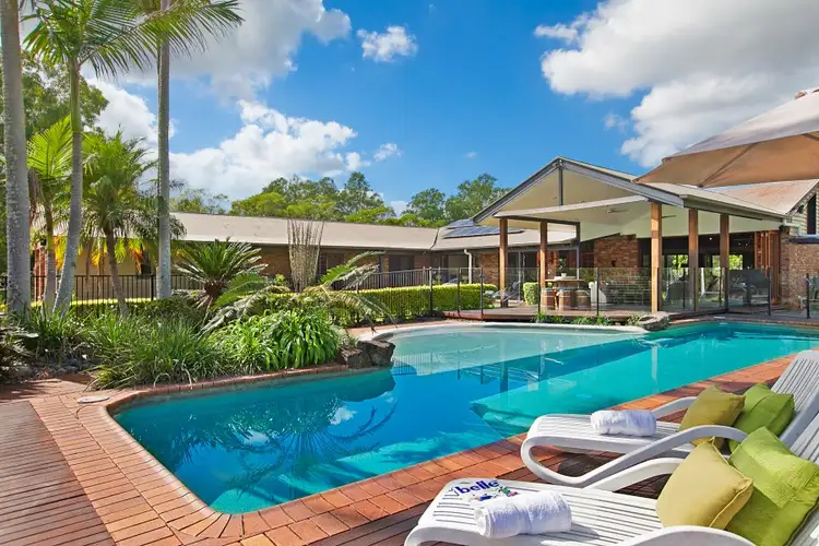 7 Valray Place, Samford Valley QLD 4520