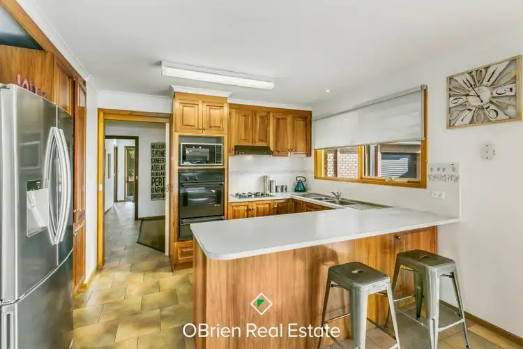 Third view of Homely house listing, 4 Royston Crt, Carrum Downs VIC 3201