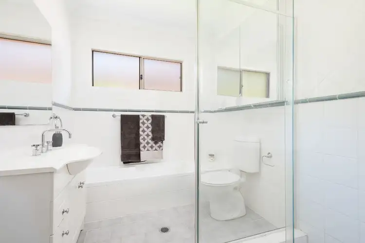 Fifth view of Homely apartment listing, 12/2 Vista Street, Caringbah NSW 2229