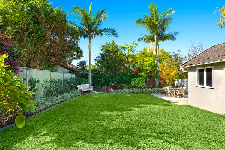 38 Hinkler Crescent, Lane Cove NSW 2066