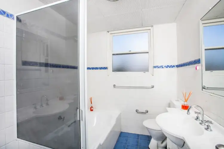 Fourth view of Homely unit listing, 8/20 Burke Road, Cronulla NSW 2230