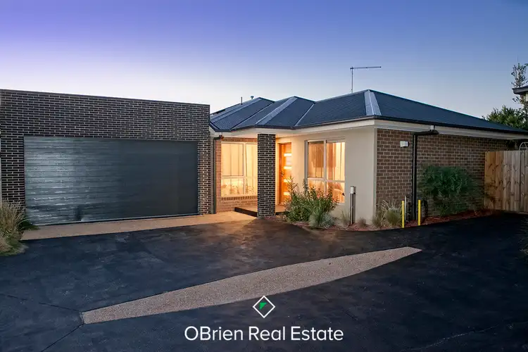 4/1 Attunga Crescent, Seaford VIC 3198