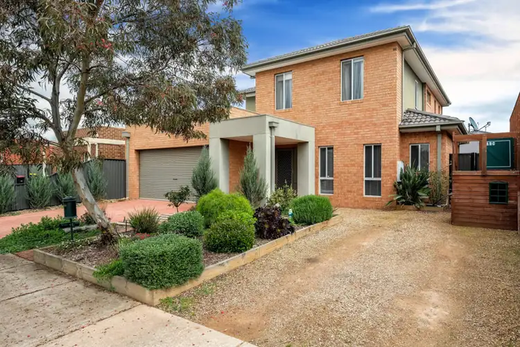 14 Lakewood Boulevard, Melton VIC 3337