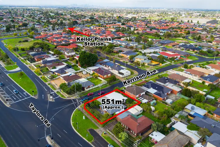 215 Taylors Road, St Albans VIC 3021