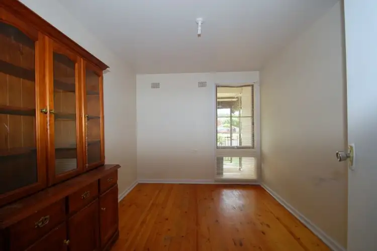 Fourth view of Homely house listing, 112 Eucalyptus Drive, Macquarie Fields NSW 2564