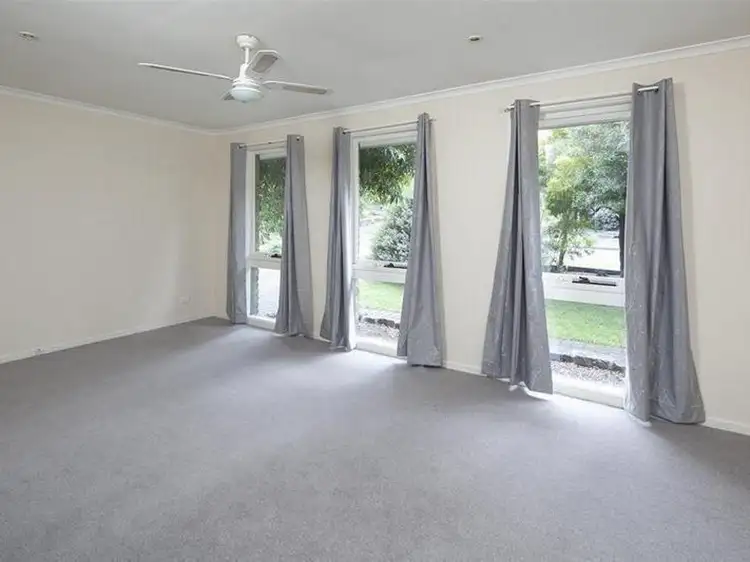 Seventh view of Homely house listing, 17 Oxley Way, Endeavour Hills VIC 3802