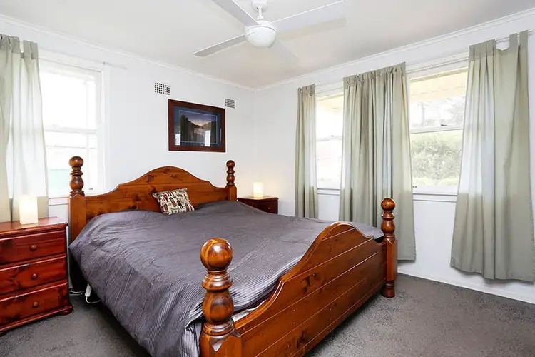Sixth view of Homely house listing, 194 Graham Avenue, Lurnea NSW 2170