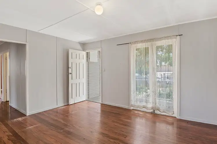 Second view of Homely house listing, 18 Pamela Crescent, Woodridge QLD 4114