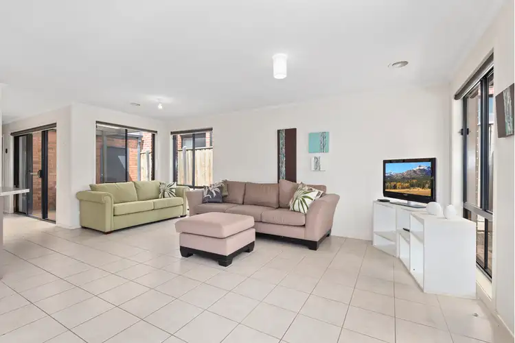 Second view of Homely house listing, 14 Edgevale Way, Tarneit VIC 3029