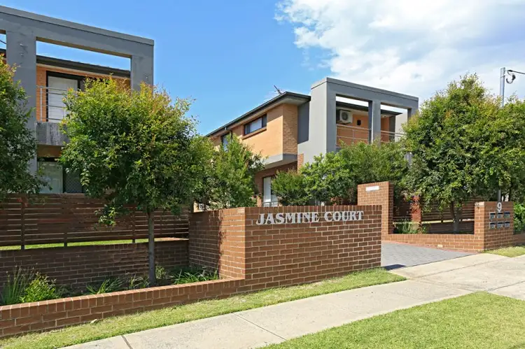 Main view of Homely villa listing, 5/9 Bryant Street, Padstow NSW 2211