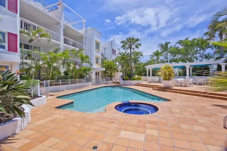 5/28 Chairlift Avenue, Miami QLD 4220