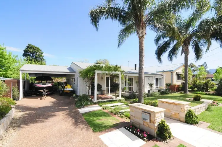 13 Condie Crescent, North Nowra NSW 2541