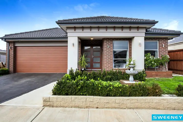 5 Springlands Crescent, Plumpton VIC 3335