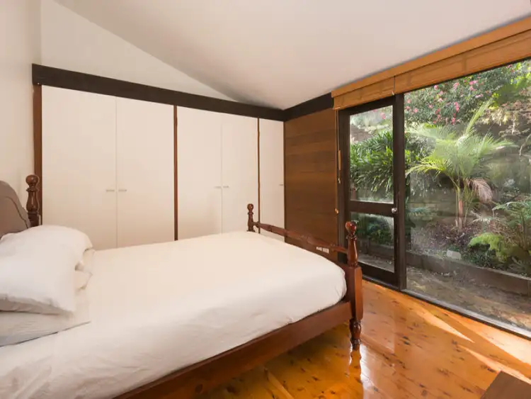 Fifth view of Homely house listing, 4 Nentoura Place, North Turramurra NSW 2074
