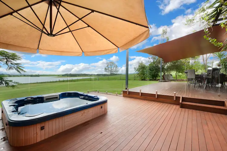 Lot 221 / Pelican Road, Tinaroo QLD 4872