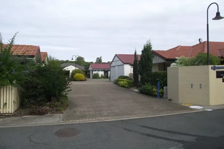 Main view of Homely unit listing, 6/8 Seabreeze Court, Sandstone Point QLD 4511