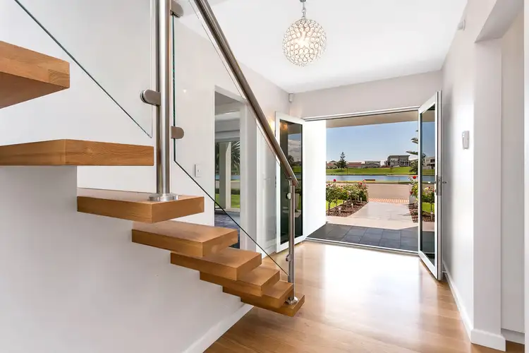 25 Adelphi Terrace, Glenelg North SA 5045