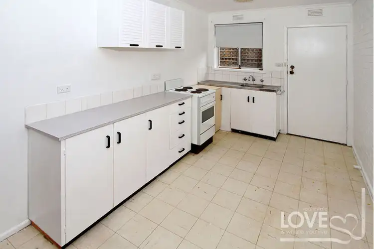Fifth view of Homely unit listing, 2/42 Harbury Street, Reservoir VIC 3073