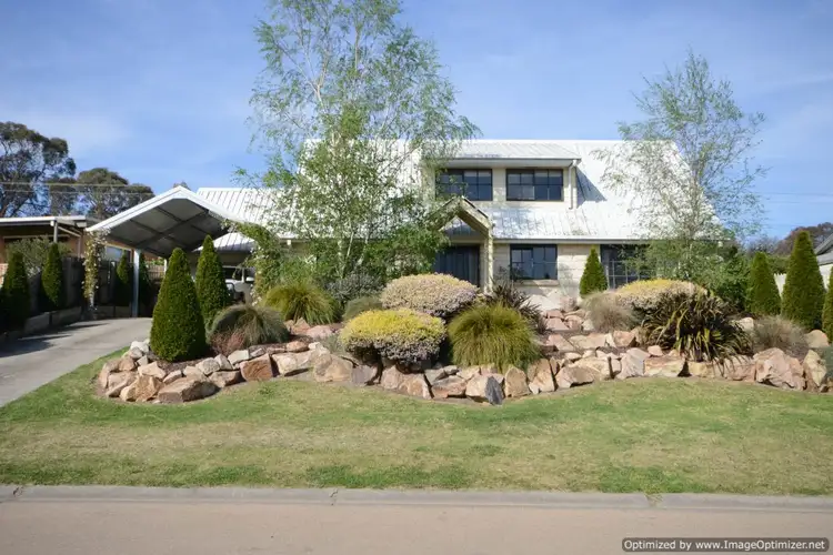4 The Grange, Eastwood VIC 3875