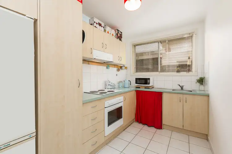 Fourth view of Homely apartment listing, 2/21 Bellairs Avenue, Seddon VIC 3011