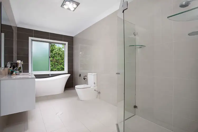 Fifth view of Homely house listing, 2 Ashmore Avenue, Pymble NSW 2073