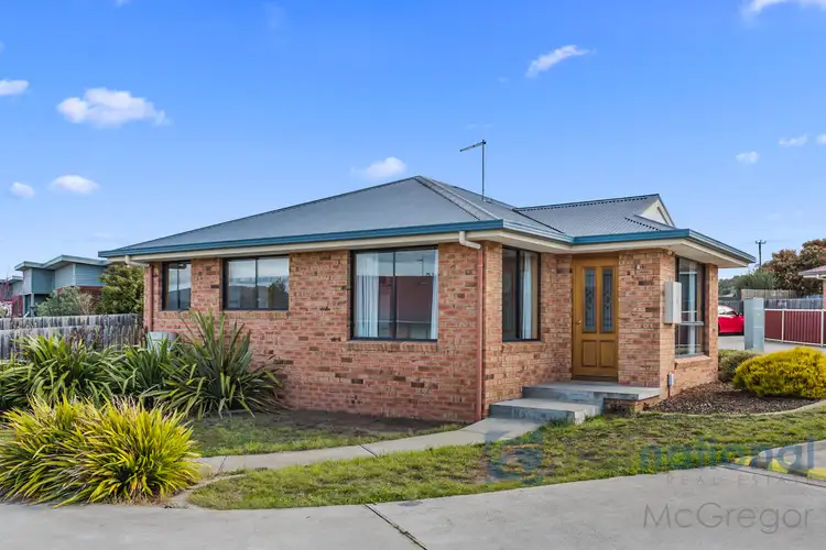 8/3 Madison Avenue, Brighton TAS 7030
