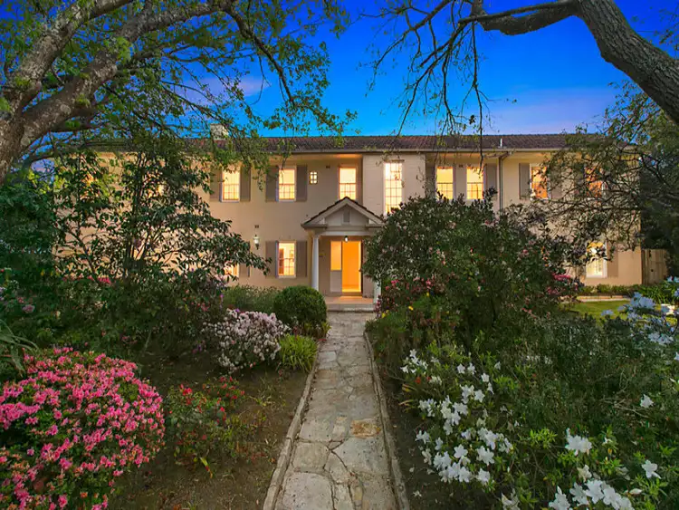 6 Mudies Road, St Ives NSW 2075