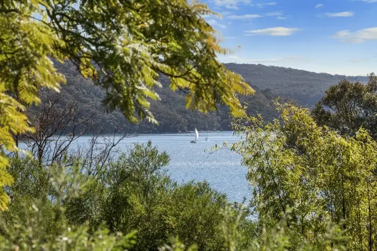 Main view of Homely house listing, 10 Wandeen Road, Avalon NSW 2107