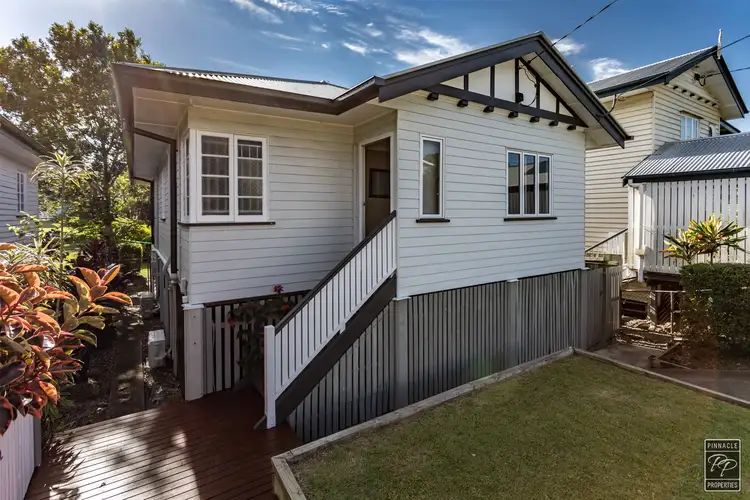 12 Evans Street, Kedron QLD 4031