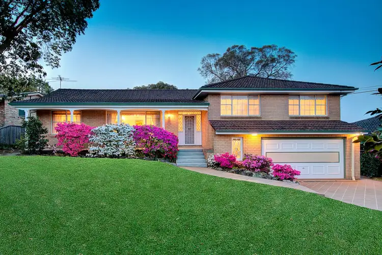 8 Moorhouse Avenue
