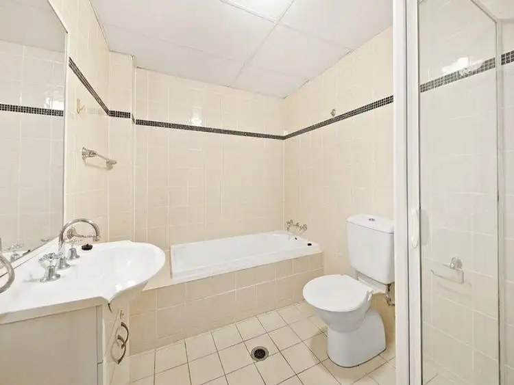 Fifth view of Homely apartment listing, 7/5-7 Exeter Road, Homebush West NSW 2140