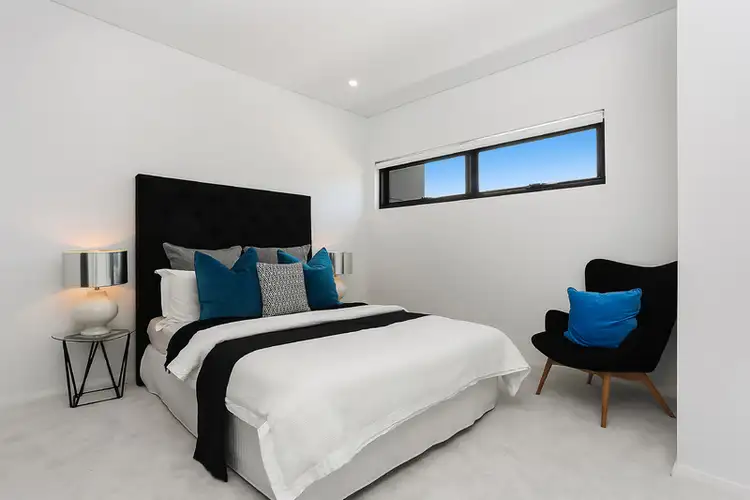 Fifth view of Homely semi-detached listing, 3A Burke Street, Chifley NSW 2036