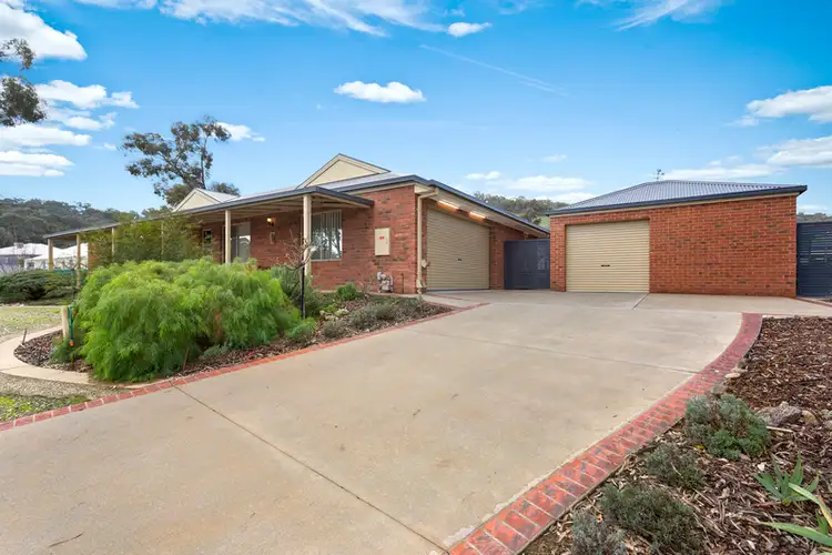 15 Blue Bonnet Way, Wodonga VIC 3690