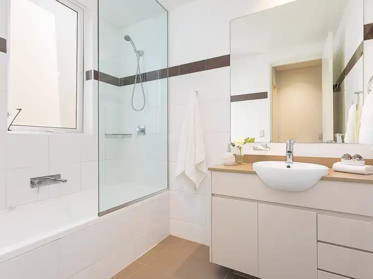 Fifth view of Homely apartment listing, 717/2-8 Avon Road, Pymble NSW 2073