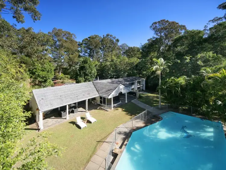 26 Kirkdale Road, Chapel Hill QLD 4069