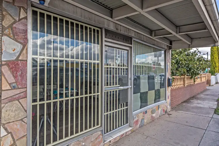 5 Ballarat Road, Maidstone VIC 3012